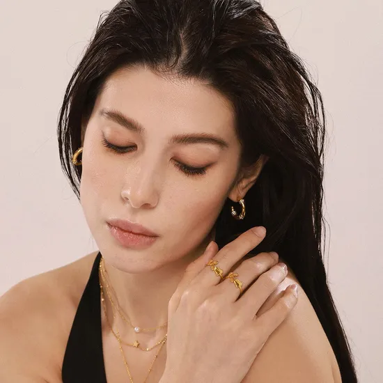 Senshi Rose Embodding to Create Aesthetic Artistic Jewelry Ring 